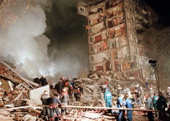 FSB, suçları çözümlemeleri onları sahnelediği veya örtbas edildiği şekildeki tahminlerle uzun süreler hırpalanıyor.