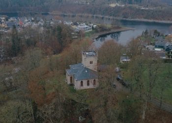 Prens, Entrika ve Uzun Zamandır Kayıp Bir Reich