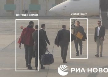 Rus devlet medyası, Brittney Griner mahkum takasının görüntü görüntülerini yayınladı.