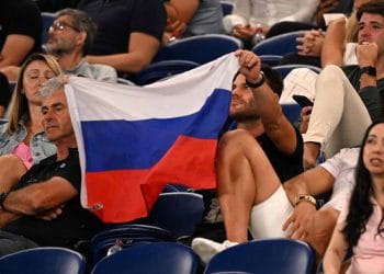 Avustralya Açık, Rusya ve Beyaz Rusya bayraklarını yasaklıyor.