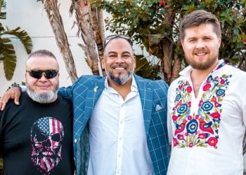 Bir silah tüccarı, Ukrayna askeri bağlarından ve Pentagon’un parasından bir servet bulur.