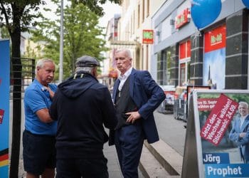 Küçük Bir Alman Şehri Aşırı Sağdan Gelen Tehditleri Önleniyor