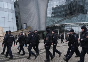 Güç Kaybını Kabul Etmeyi Reddeden Polonya Sağ Devlet Televizyonunu İşgal Ediyor