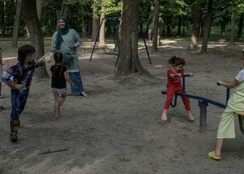 Savaşa Rağmen Ukrayna’nın Evinde Kalmasını Sağlayan Yabancılar