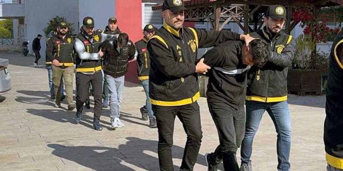 35 MILYON LIRA HARAB ISTEDIKLERI 3 ISH YURINI KURSUNLAMAARDI: ‘Duygusuzlar çetesi’ Çökerildi