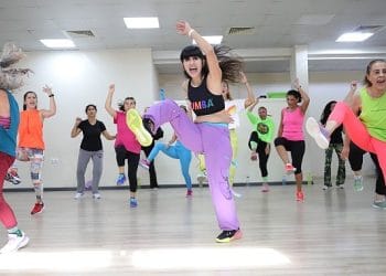 Bayraklı’da bayanlar zumbayı çok sevdi ​