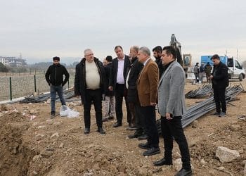 Edremit Çayı üzerine yeni köprü süratle ilerliyor