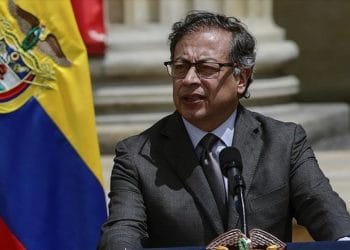 Kolombiya’da Siyasi Kriz: Tüm Bakanlaririn istikinin talep etti