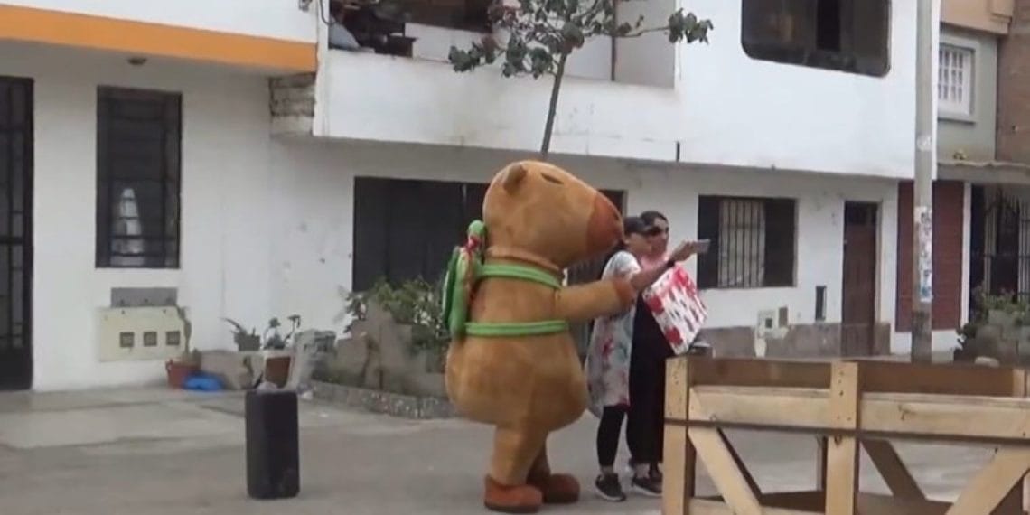 Polisten Uyuşturucu Tacirine ‘Kostümlu’ Baskes
