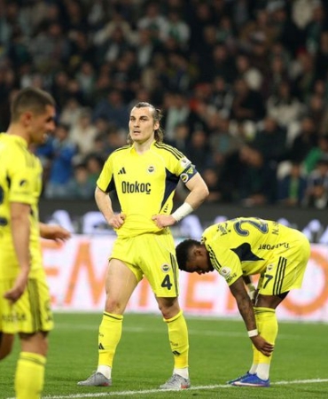 fenerbahce-bu-sezonu-da-ikinci-bitirdi